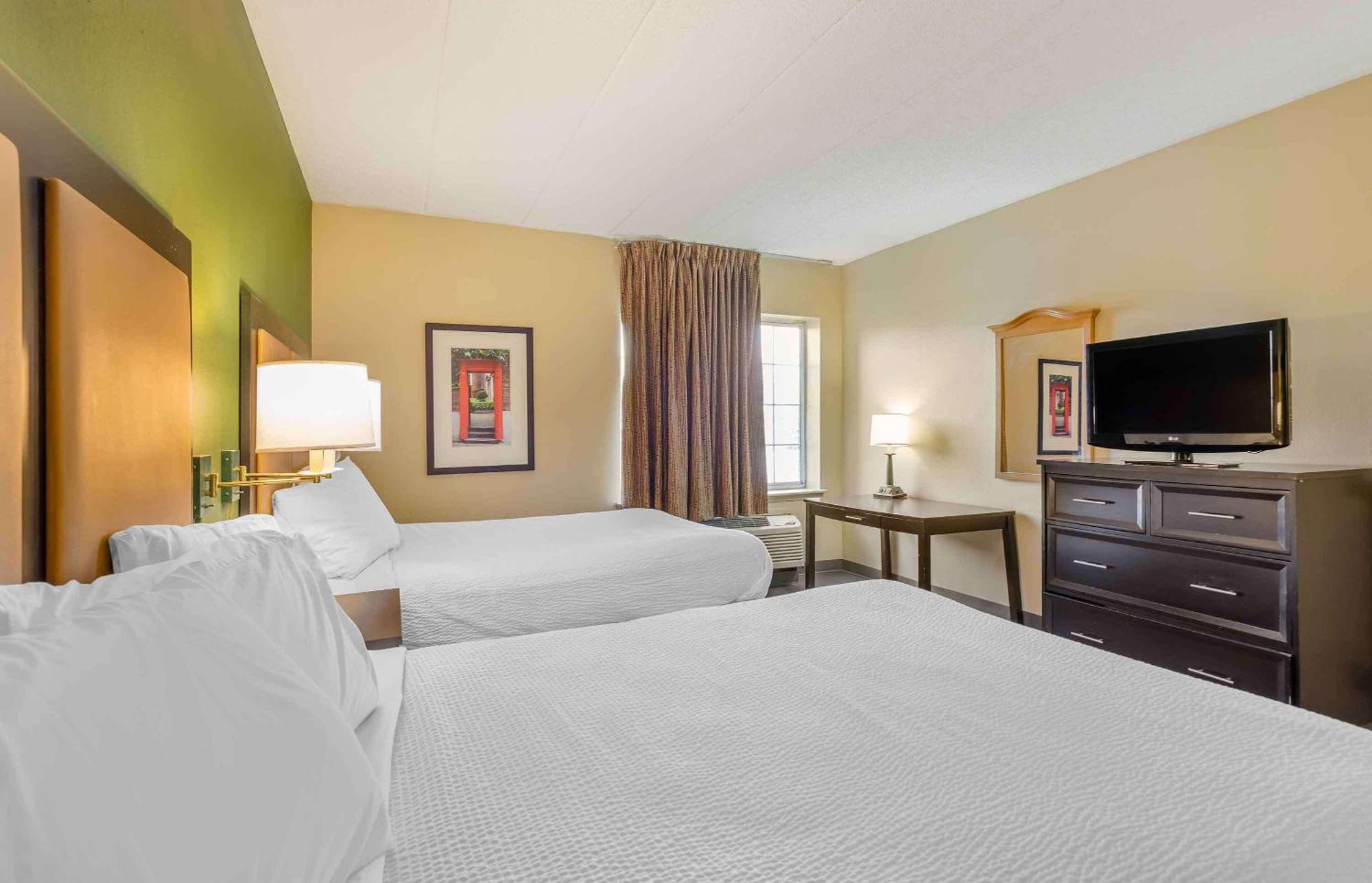 אוקברוק טראס Extended Stay America Select Suites - Chicago - Lombard - Oakbrook מראה חיצוני תמונה