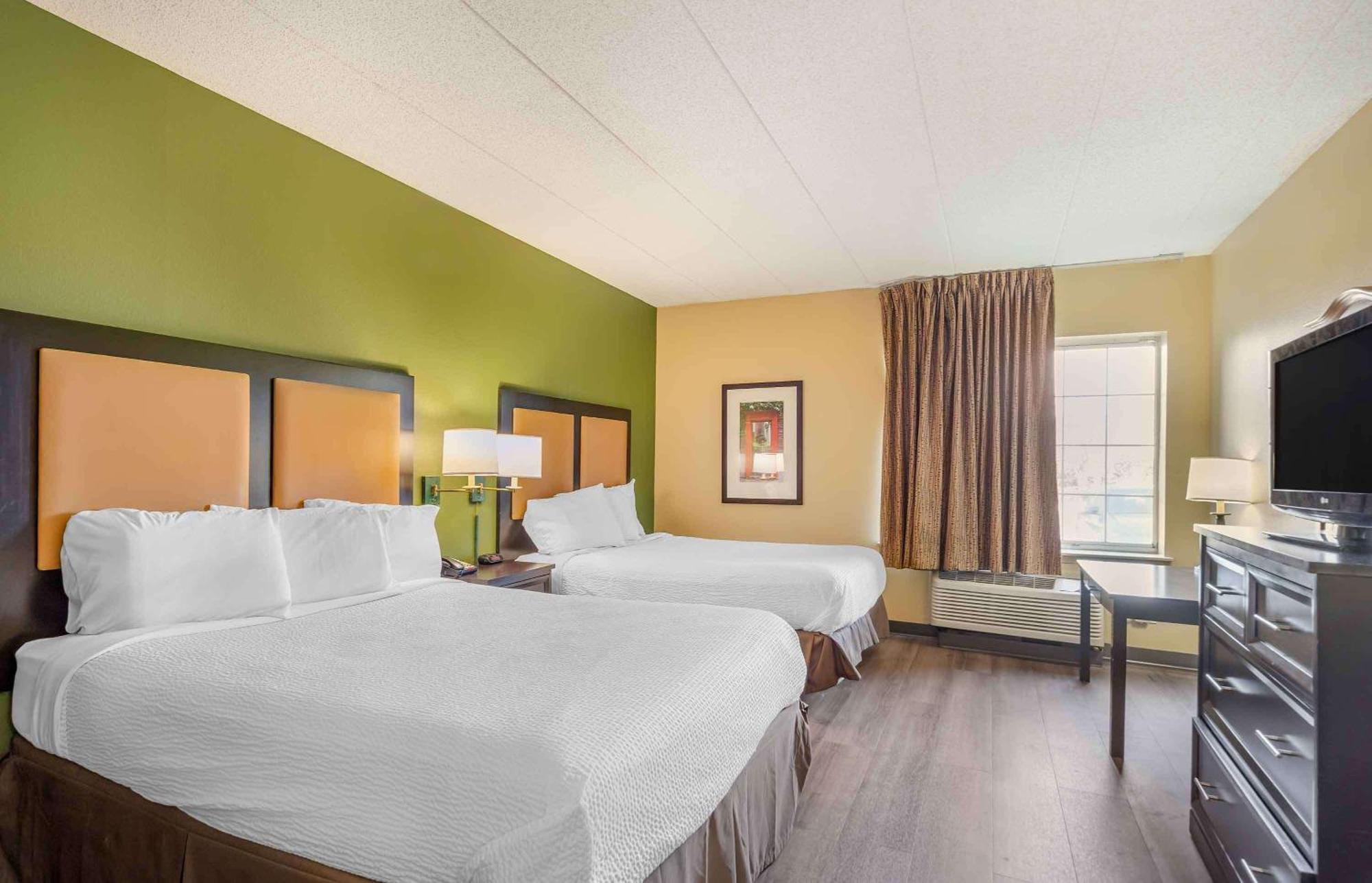 אוקברוק טראס Extended Stay America Select Suites - Chicago - Lombard - Oakbrook מראה חיצוני תמונה