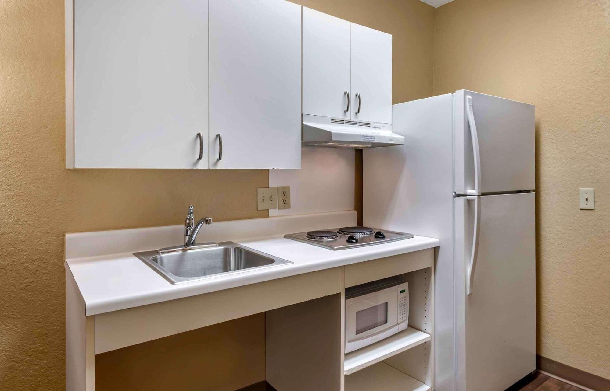 אוקברוק טראס Extended Stay America Select Suites - Chicago - Lombard - Oakbrook מראה חיצוני תמונה