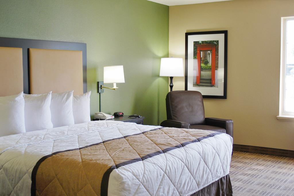 אוקברוק טראס Extended Stay America Select Suites - Chicago - Lombard - Oakbrook מראה חיצוני תמונה